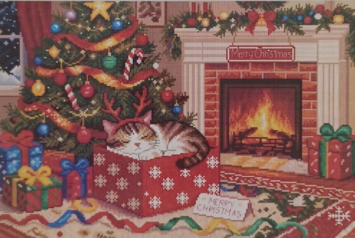 Painting Fairy | Stamped Cross-Stitch Kit | Christmas Cat