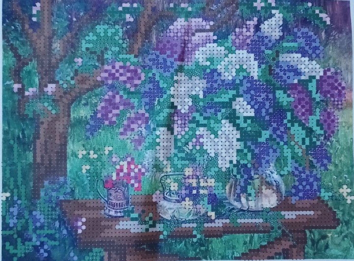 Small Picnic Table Bead Embroidery