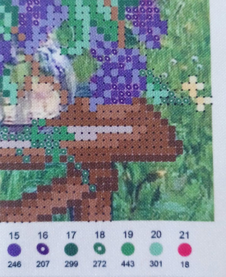 Small Picnic Table Bead Embroidery